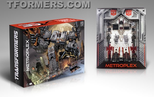 1 Hasbro 2013 SDCC Transformers Titan Class Metroplex Packaging (3 of 22)